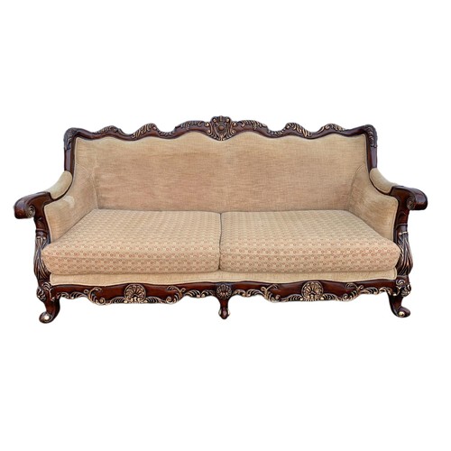 1209 - Large ornate 3 piece suite. Largest sofa 228.