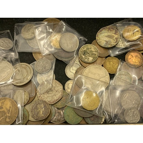 670a - Quantity of old coins including silver