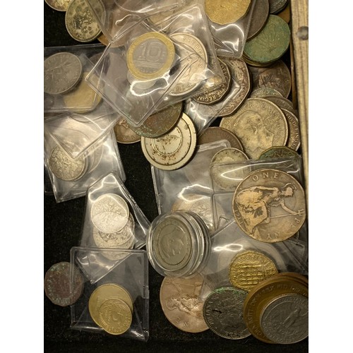 670a - Quantity of old coins including silver