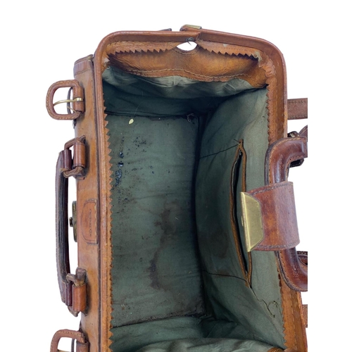 4 - Early 20th century leather doctors Gladstone bag. 38 x 25cm