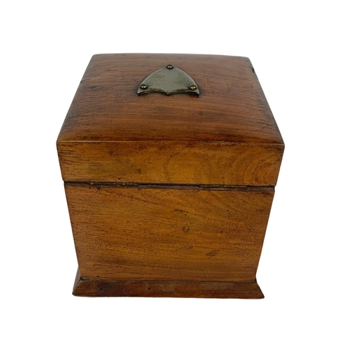 109 - Victorian rosewood jewellery box. 13 x 14 x 13cm