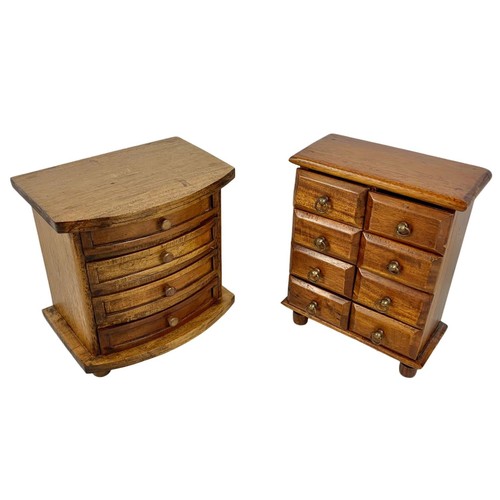 106a - 2 miniature chests of drawers. 21.5 x 11 x 27cm.