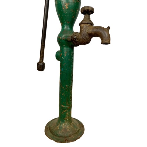 381d - Victorian cast iron garden water pump. 127cm