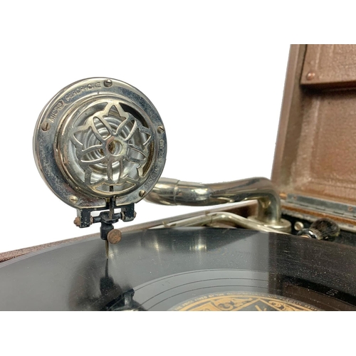 381e - Vintage 1920s Micro-Perophone Gramophone. 34x43x15cm