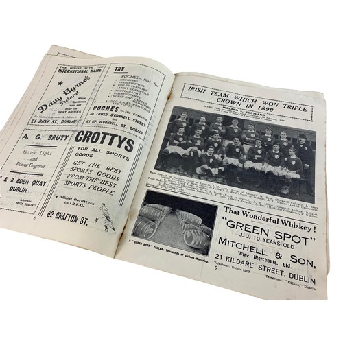 70c - Original programme of Ireland vs Scotland 1939 with picture of SAS Lieutenant Colonel Robert Blair “... 