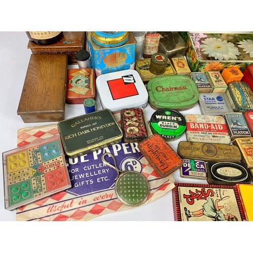 190f - Quantity of vintage tins etc.