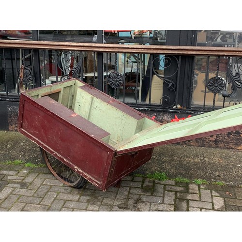 156a - Vintage vender cart