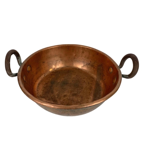 11 - Victorian copper jelly pan. 44 x 34.5 x 16.5cm