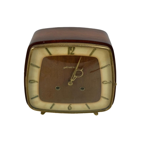 181 - A vintage Gloriosa mantle clock. Germany 1960. 19 x 19cm