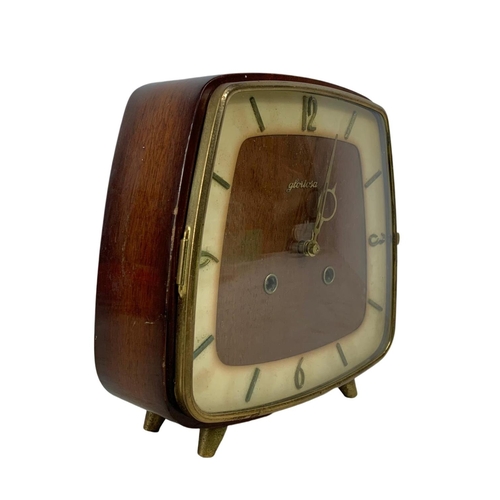 181 - A vintage Gloriosa mantle clock. Germany 1960. 19 x 19cm