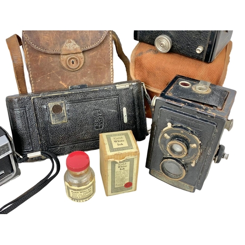 270d - Vintage cameras. Including Voighander, Kodak, Zeiss Ikon.