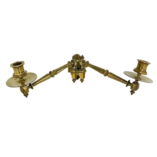 31 - Pair of vintage heavy brass wall sconces. 25cm