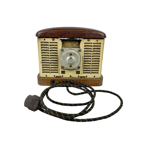 356 - A 1950’s HMV Cavendish Bakelite heater, 35 x 28cm