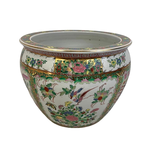 37 - Large Chinese jardiniere. 33 x 25cm