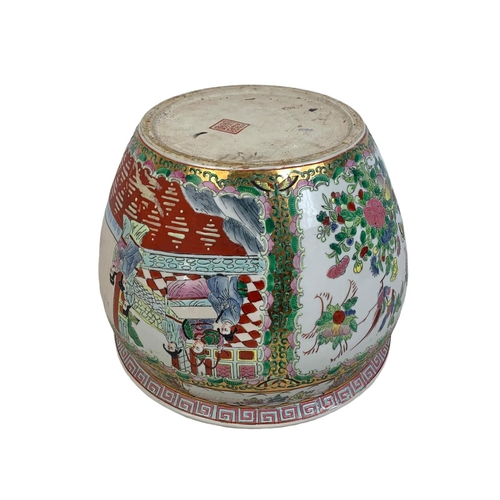 37 - Large Chinese jardiniere. 33 x 25cm