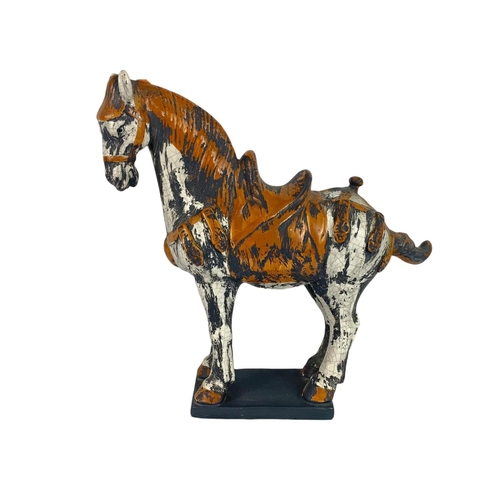 421 - Large ceramic horse, an Italian Pippo Torcivia bowl etc. Horse measures 41 x 40cm