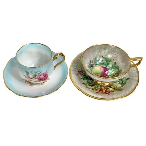 460 - Quantity of tea cups and saucers. Including Royal Albert cup and saucer, Royal Winton cups x2, Salis... 