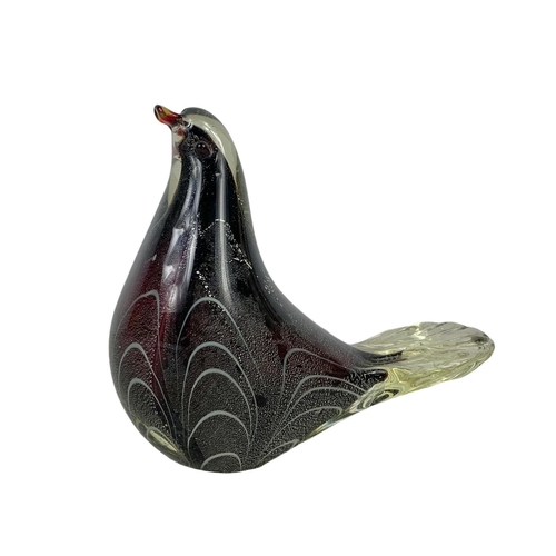 501a - A vintage Art Glass pheasant in the manner of Oiva Toikka for Nuutajarvi. 16 x 14cm.