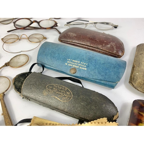 55 - Quantity of Victorian, early 20th century and vintage spectacles.