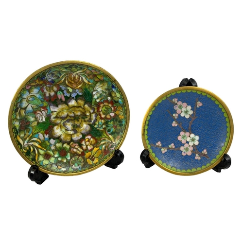 565 - 8 pieces of Cloisonné. Largest plate 13cm.