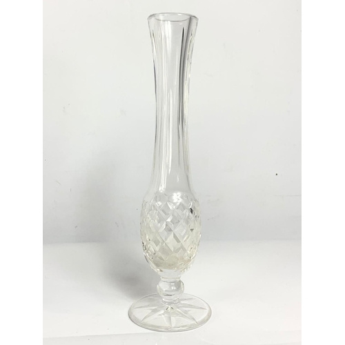 576 - 5 pieces of crystal. Including a Waterford rose vase 23.5cm. Bowl measures 20 x 9cm