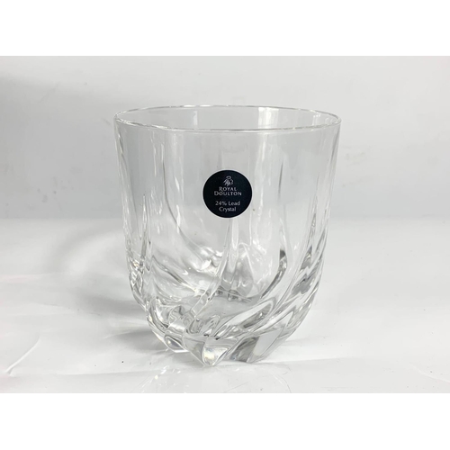 580 - Set of 4 Royal Doulton crystal whisky glasses in box. Glasses measure 9 x 10cm. Box measures 19 x 19... 