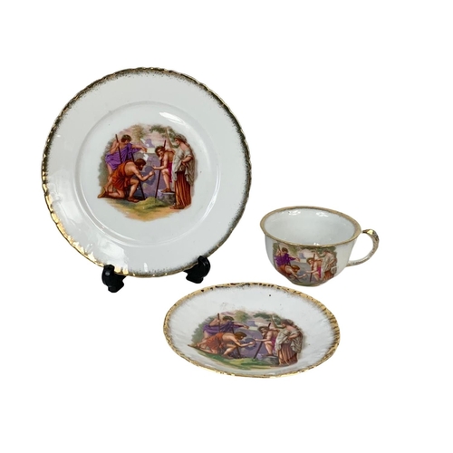 605 - 5 sets of 19th century and early 20th century cups and saucers. Including 6 pieces of 19th century C... 