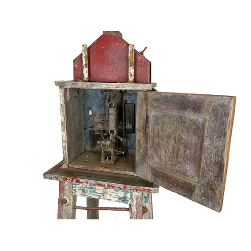 62 - An early 20th century amusement park Grip Test game. 72 x 64 x 173cm.