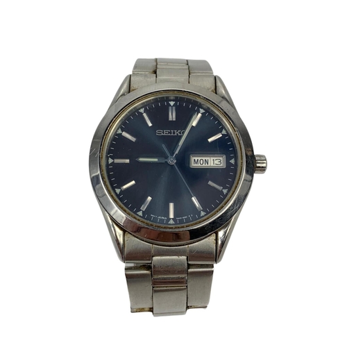 668 - A gents Seiko watch.