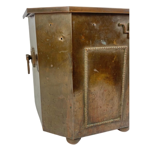 85 - An Arts & Crafts copper coal bin. 35 x 31 x 35.5cm.