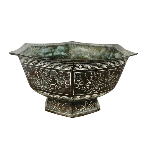 20a - An early 20th century Chinese bronze bowl. Circa 1910. 25.5 x 12cm.