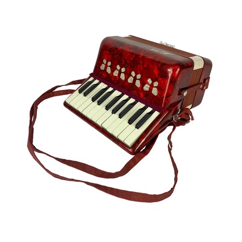 160e - A Heco accordion 28 x 29cm when closed