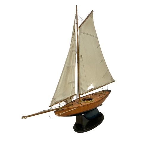 160S - A large model yacht. 98 x 87cm.