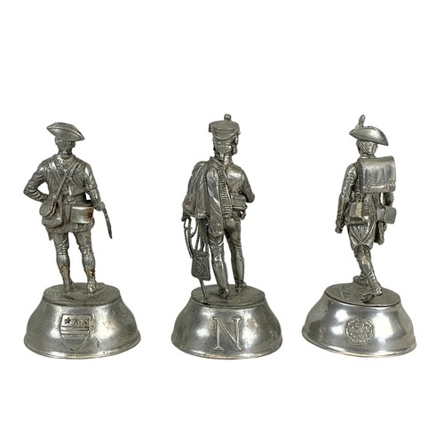 692 - 6 Chas Stadden pewter soldiers. 12.5cm.