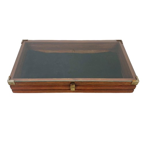 371c - Sundry lot. Including 2 hip flasks in leather cases, largest measures 17cm. A table top display case... 