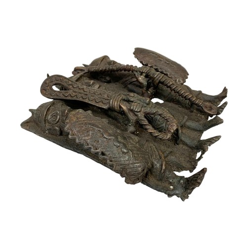 42g - An early 20th century Benin bronze. Circa 1900/1910. 16 x 19cm