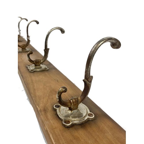 75f - A 1930’s hat and coat rack. 119cm