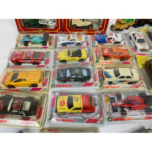 268b - Quantity of model cars and trucks. Corgi, Days Gone, Majorette etc