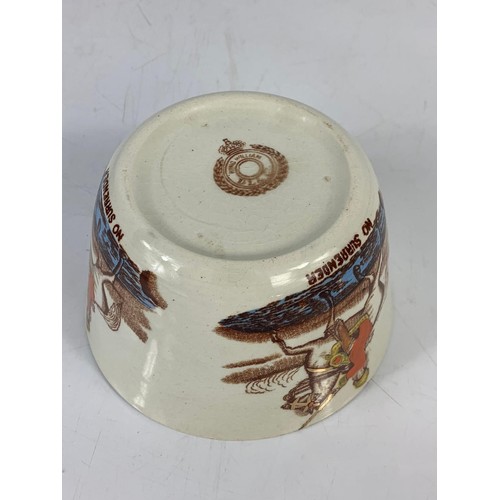 400f - A Victorian King William III pottery bowl.  13x8cm.