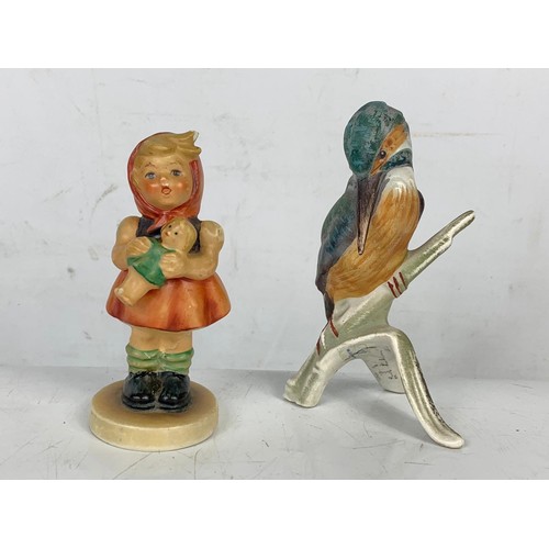 560a - 2 vintage M .J. Hummel Goebel pottery figures. 9.5cm