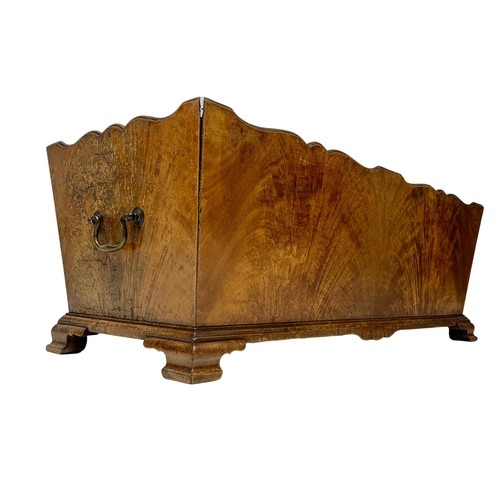 124 - An Edwardian mahogany planter with liner in the 1760’s style on ogee feet. 67 x 25.5 x 24.5cm.