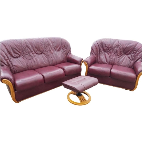 801 - A 3 piece Italian leather suite.