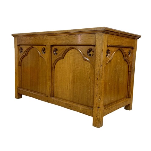 997 - A large early 20th century oak church altar table in the Neo Gothic style. Circa 1920. 137 x 75 x 84... 