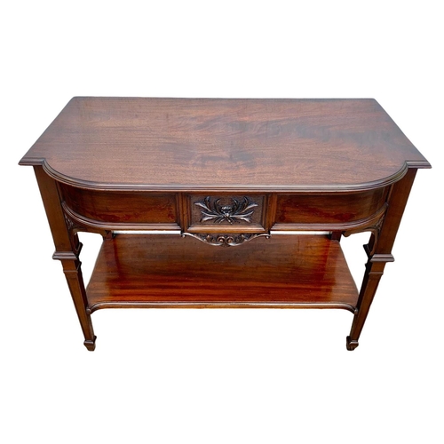 996 - An Edwardian mahogany side table in the Georgian Adams style. 99 x 55 x 77cm