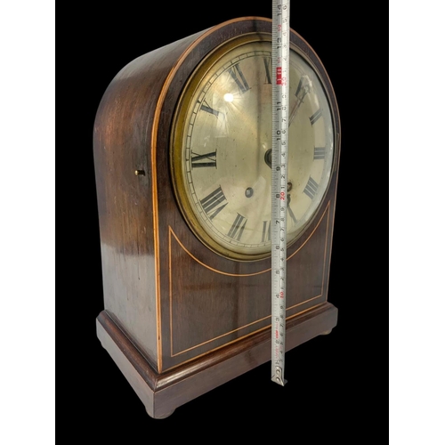 4 - A large Edwardian inlaid mantle clock with pendulum. 26.5 x 16 x 35.5cm.