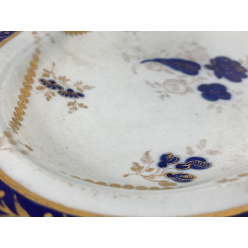 434 - An 18th century Caughley “Salopian” blue and white porcelain platter. Circa 1780. 23.5 x 17cm.