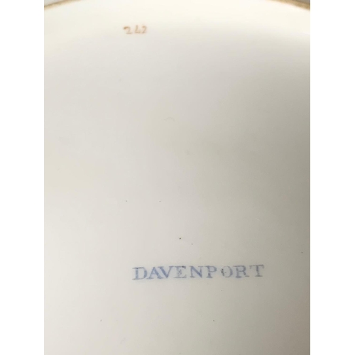 456 - An early 19th century Davenport plate with lion and crown. Number 242. Circa 1805-1820. 21cm.