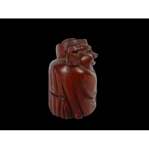 463 - A 19th century Chinese Netsuke figure. 4.5cm.