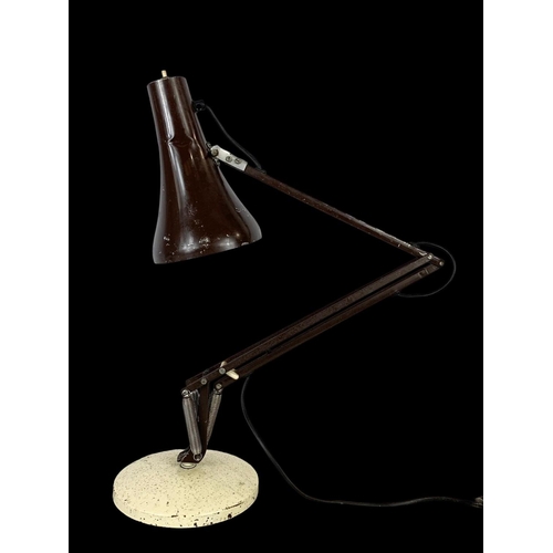 66 - A vintage anglepoise lamp. 86cm fully extended