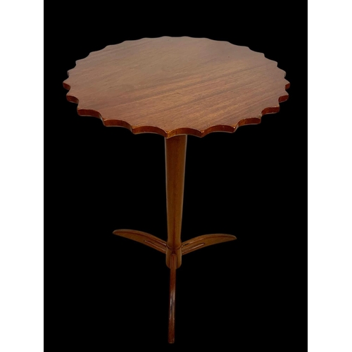 783 - A mahogany pedestal side table. 47 x 47 x 71cm.